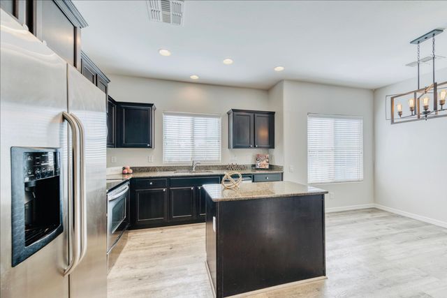 21130 N 36TH Place, Phoenix, AZ 85050