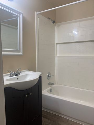 706 N Park Avenue, Terrell, TX 75160