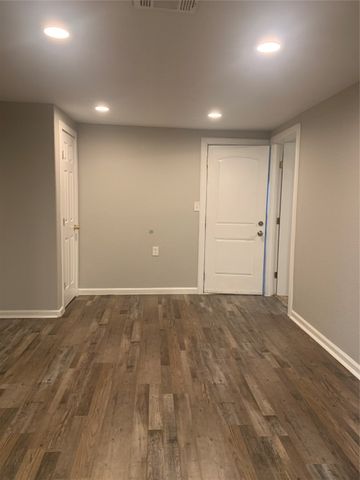 706 N Park Avenue, Terrell, TX 75160