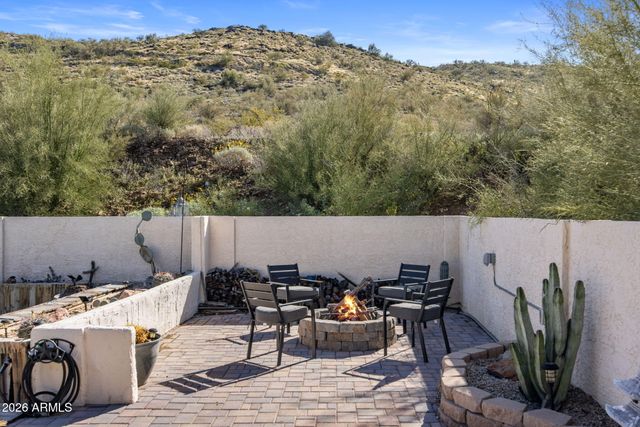 221 W SWEETWATER Avenue, Phoenix, AZ 85029