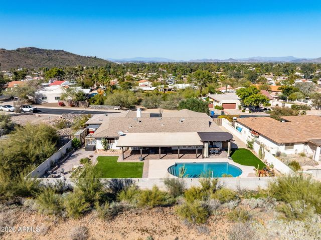 221 W SWEETWATER Avenue, Phoenix, AZ 85029