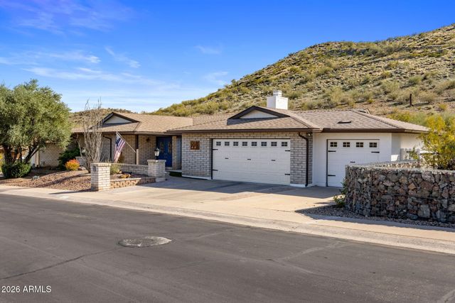 221 W SWEETWATER Avenue, Phoenix, AZ 85029