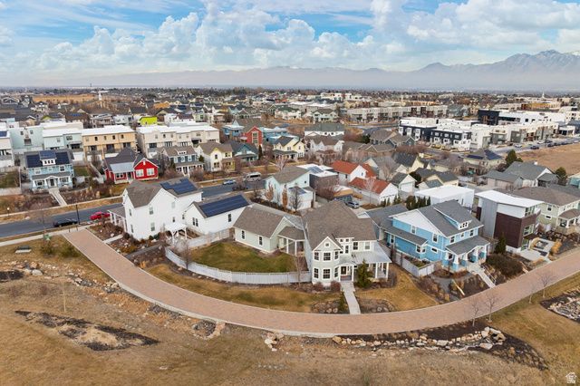 4851 W FISH HOOK RD, South Jordan, UT 84009