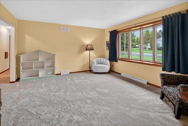 508 Woodvale Drive, Deforest, WI 53532