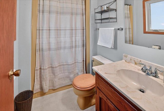 508 Woodvale Drive, Deforest, WI 53532