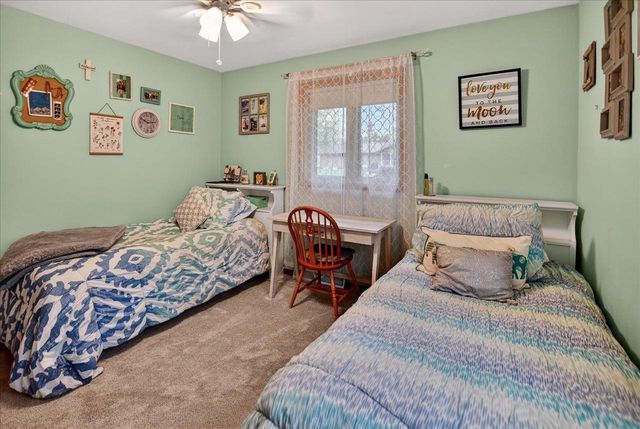 508 Woodvale Drive, Deforest, WI 53532
