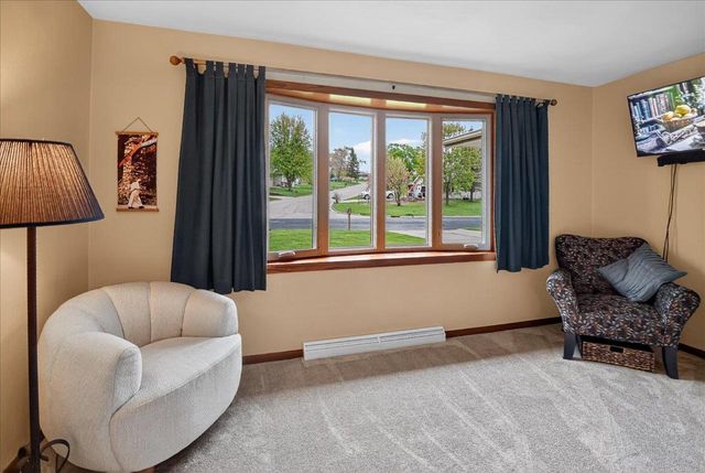 508 Woodvale Drive, Deforest, WI 53532