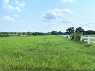 1884 Weeping Lane, Kingston, OK 73439
