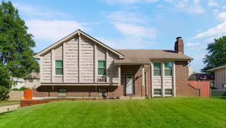 2001 N Plymouth Road, Independence, MO 64058