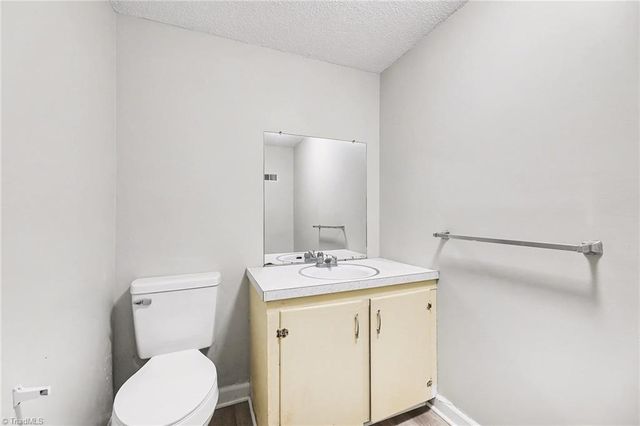 3771 Tangle Lane, Winston-salem, NC 27106