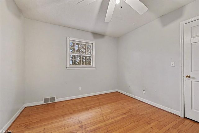 3771 Tangle Lane, Winston-salem, NC 27106