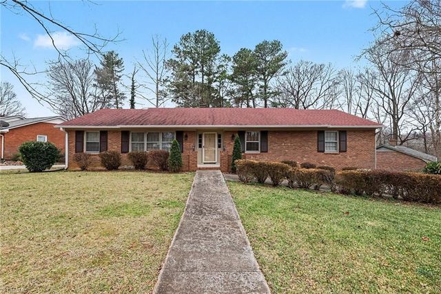 3771 Tangle Lane, Winston-salem, NC 27106