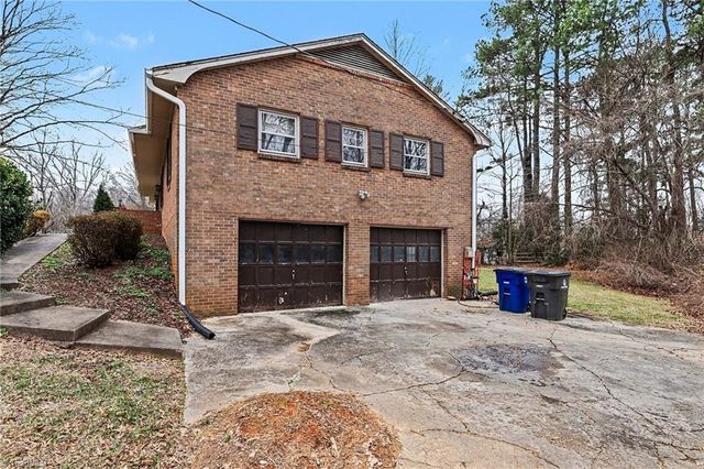 3771 Tangle Lane, Winston-salem, NC 27106