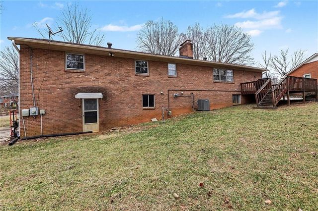 3771 Tangle Lane, Winston-salem, NC 27106