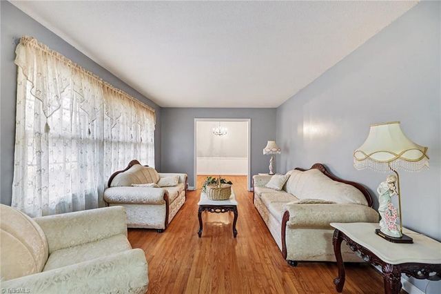 3771 Tangle Lane, Winston-salem, NC 27106