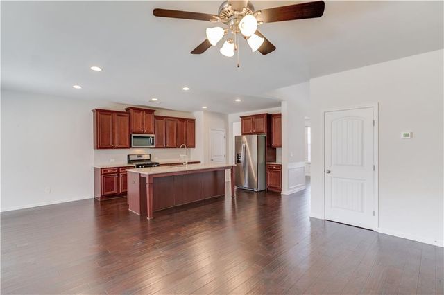 385 Broadmoor Drive, Braselton, GA 30517