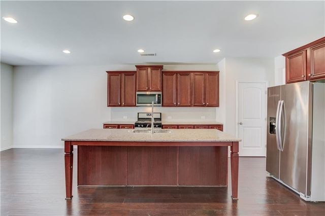 385 Broadmoor Drive, Braselton, GA 30517