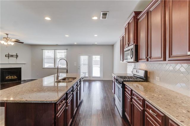 385 Broadmoor Drive, Braselton, GA 30517