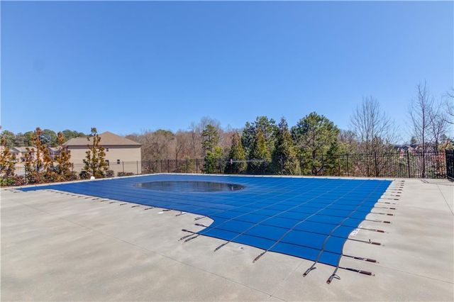 385 Broadmoor Drive, Braselton, GA 30517
