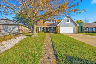 2004 S Missouri Avenue, Claremore, OK 74019