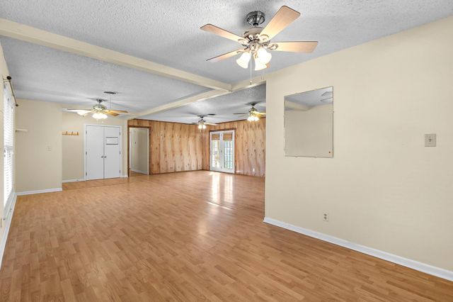 901 Berrywood DR, Austin, TX 78753