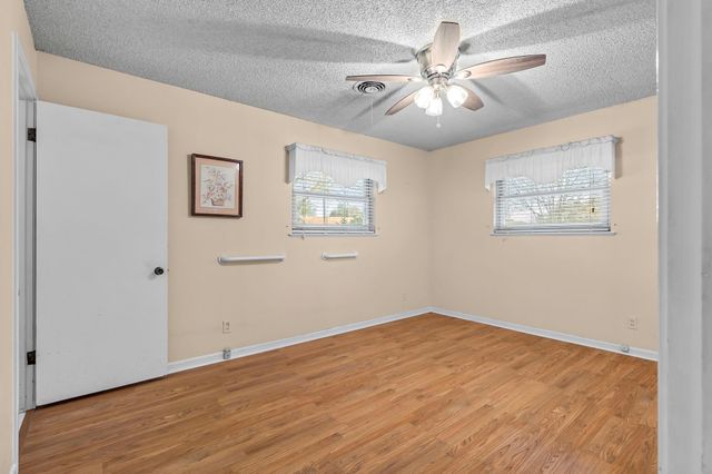 901 Berrywood DR, Austin, TX 78753
