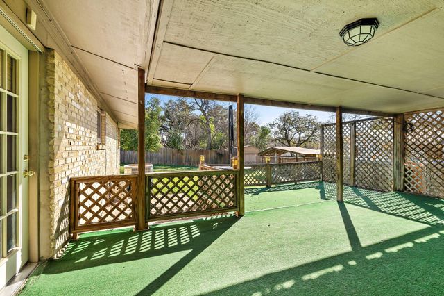 901 Berrywood DR, Austin, TX 78753