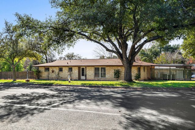 901 Berrywood DR, Austin, TX 78753