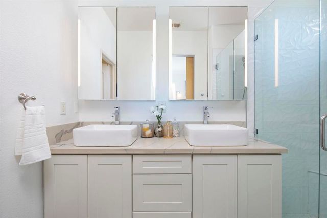 6139 Verda Lane, San Diego, CA 92130