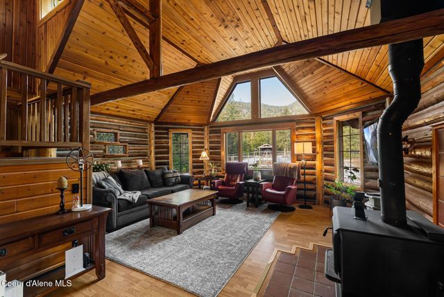 455 Elk Grove RD, Sandpoint, ID 83864