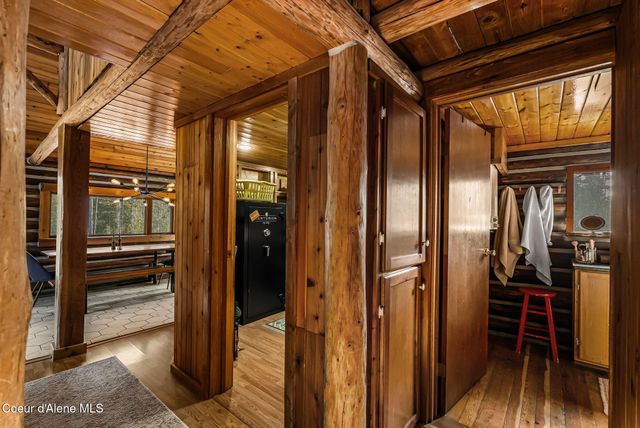 455 Elk Grove RD, Sandpoint, ID 83864