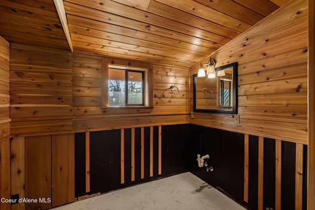 455 Elk Grove RD, Sandpoint, ID 83864