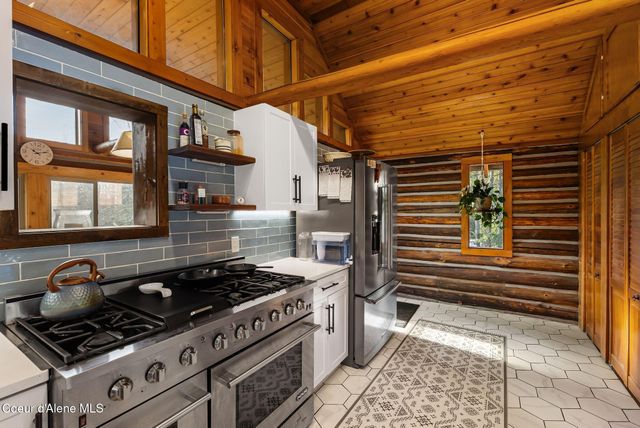 455 Elk Grove RD, Sandpoint, ID 83864