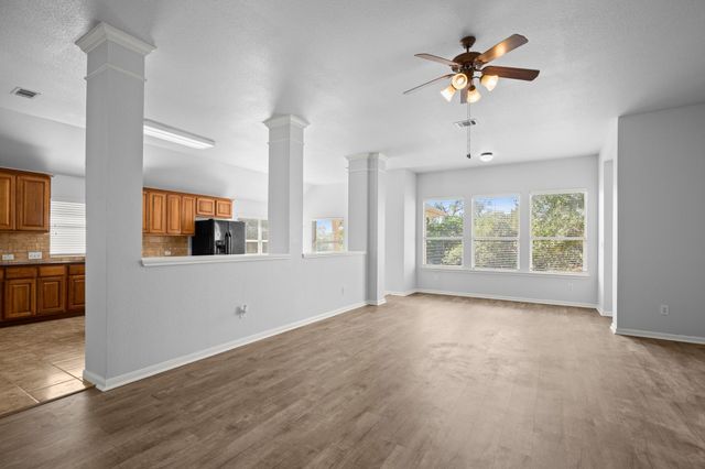 415 S Frontier ST, Cedar Park, TX 78613