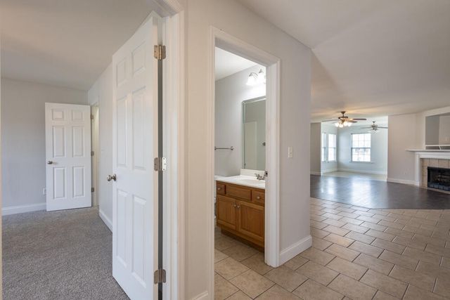 801 Applebrook 801, Rossville, GA 30741