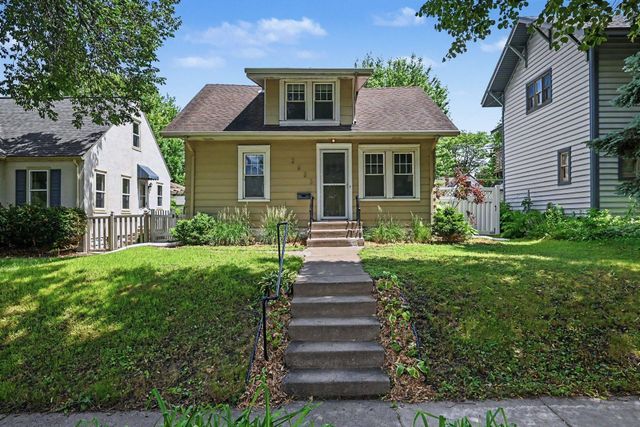 2623 Mckinley Street NE, Minneapolis, MN 55418