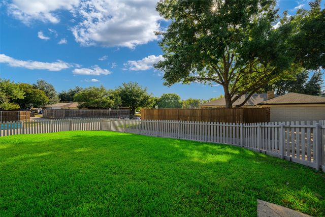 2400 Bengal Lane, Plano, TX 75023