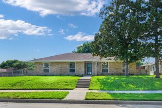 2400 Bengal Lane, Plano, TX 75023