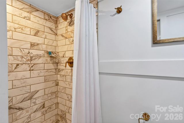8032 Buck Creek Road, Marion, NC 28752