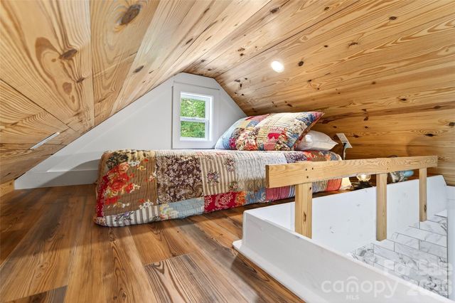8032 Buck Creek Road, Marion, NC 28752