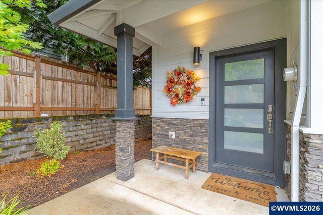 6193 Blue River Dr SE, Salem, OR 97306