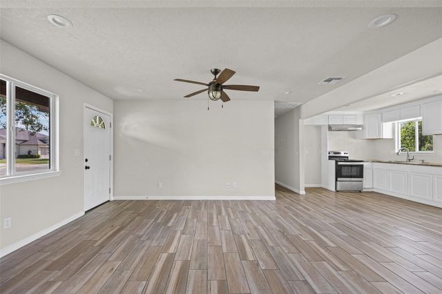 1531 Lahn Rd RD, New Braunfels, TX 78130