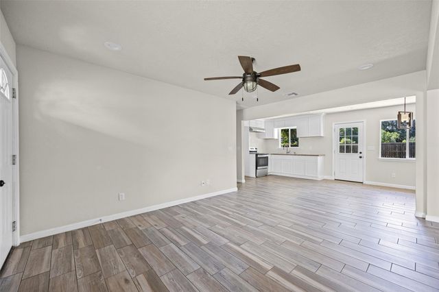 1531 Lahn Rd RD, New Braunfels, TX 78130