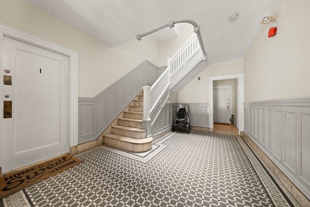 224 Jamaicaway 3, Boston, MA 02130