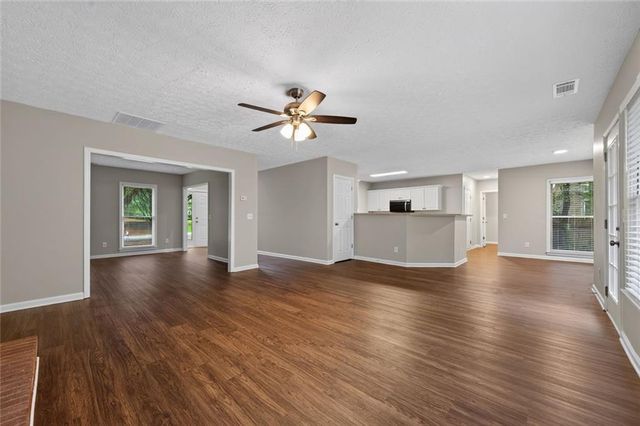 375 Saybrooke Crossing, Acworth, GA 30101