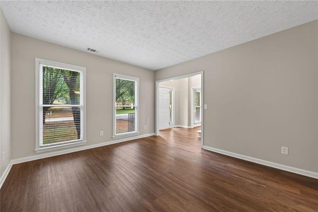 375 Saybrooke Crossing, Acworth, GA 30101
