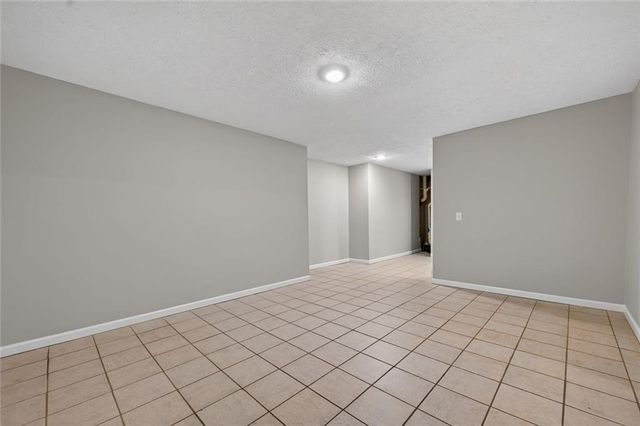 375 Saybrooke Crossing, Acworth, GA 30101