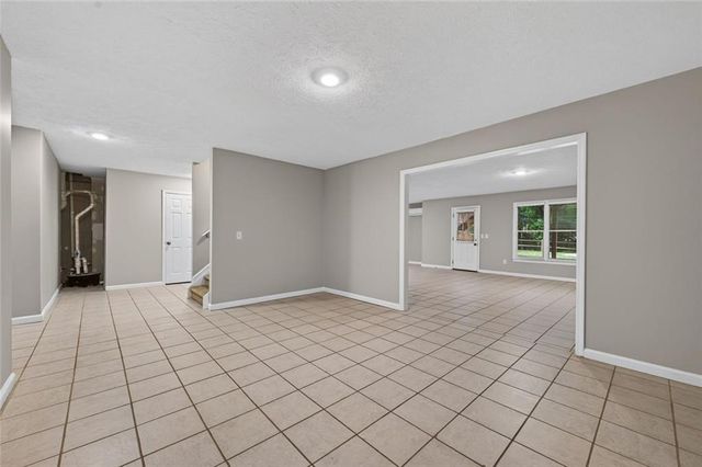 375 Saybrooke Crossing, Acworth, GA 30101