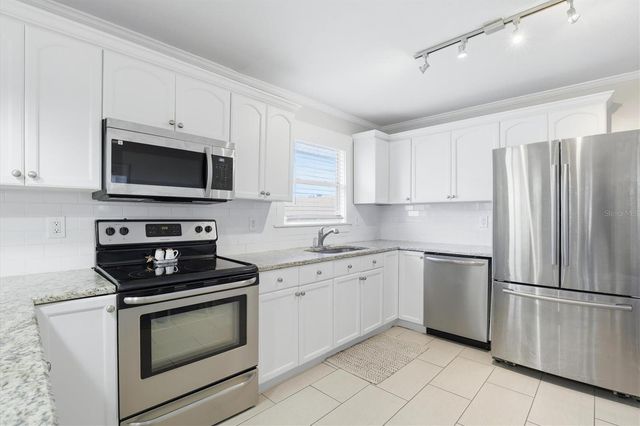 206 E GENESEE STREET, Tampa, FL 33603