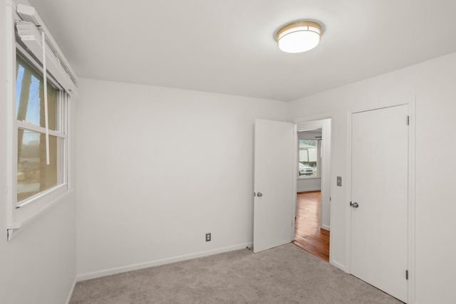 4853 Everest Dr, Old Hickory, TN 37138